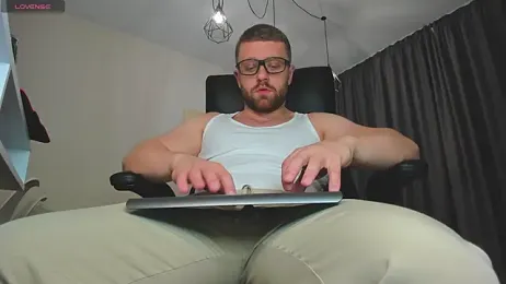 Findom_guy webcam model stream image