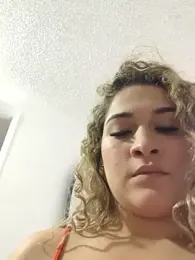 Sara_smiiith211 webcam model stream image