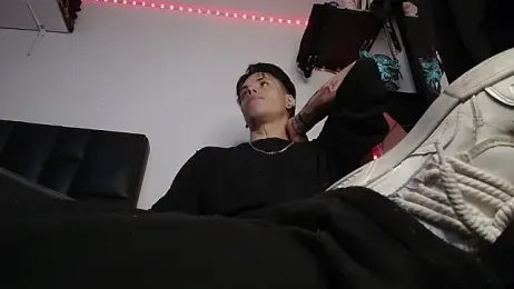 Anhony_Muscle webcam model stream image