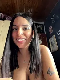 charlotte_stevenss_ webcam model stream image