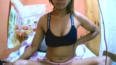 Katrinah webcam model stream image