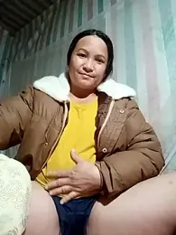 Love-Mama33 webcam model stream image