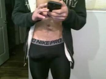 uhhuhyea webcam model stream image