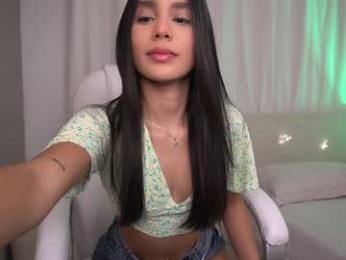 veroniqe_lounge webcam model stream image
