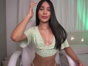 veroniqe_lounge webcam model stream image