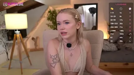 LexieLoree webcam model stream image