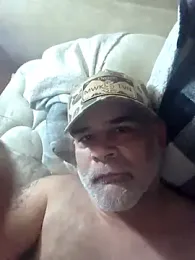 DeeBestEver webcam model stream image