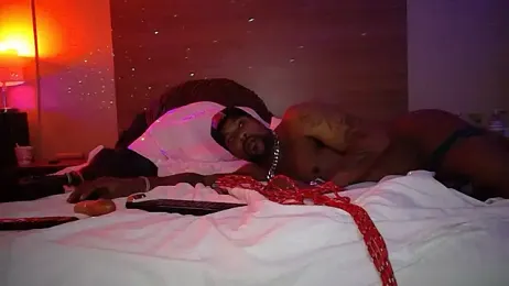 cosmiccloudpig webcam model stream image