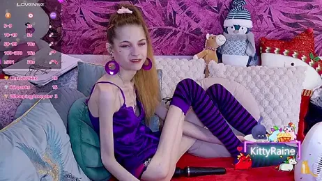 KittyRaine webcam model stream image