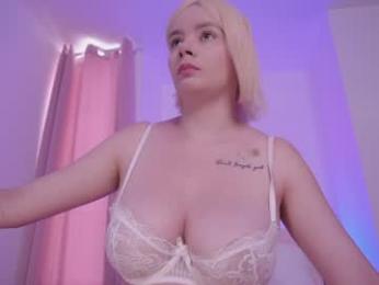 bella_adams_ webcam model stream image