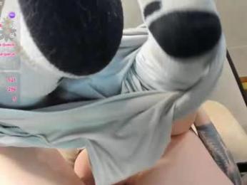 lecherous_wife webcam chaturbate model stream image