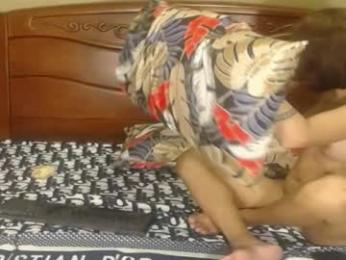 lulu_wild webcam model stream image