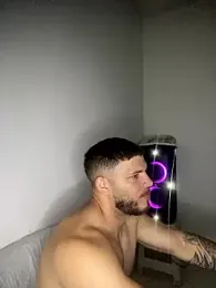 Andeilson1999 webcam model stream image