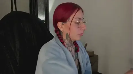 selene_red_ webcam model stream image