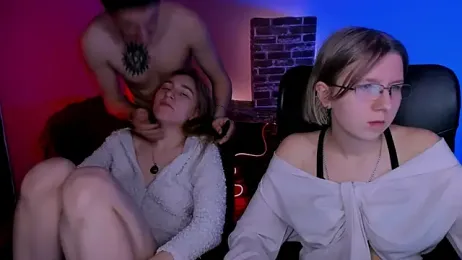 gloria_bubble webcam model stream image