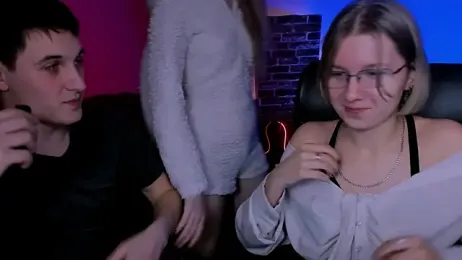 gloria_bubble webcam model stream image