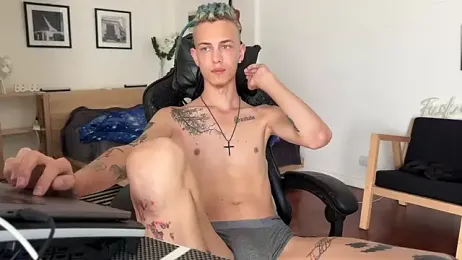 Den_BlueXx webcam model stream image