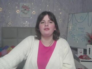 Stacey L webcam model stream image