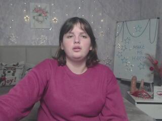 Stacey L webcam model stream image