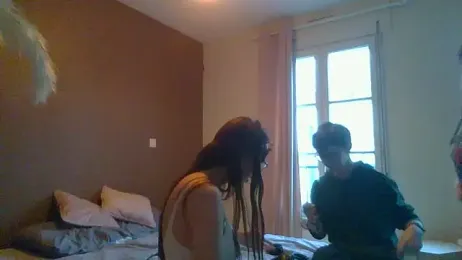 PearMaki webcam model stream image