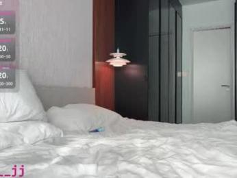 eva_j webcam model stream image