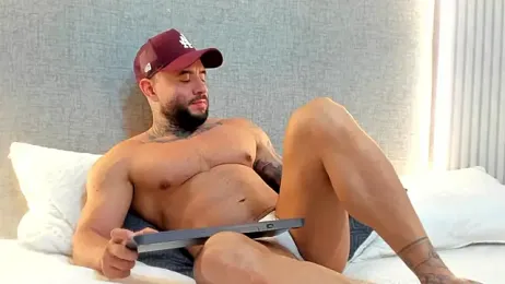 BruceDallas webcam model stream image