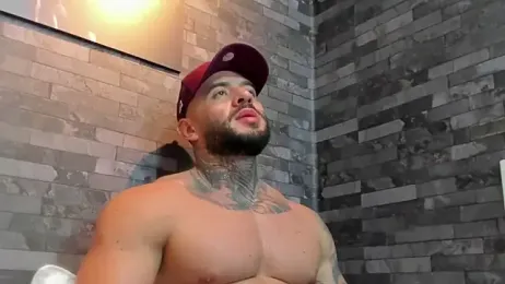 BruceDallas webcam model stream image