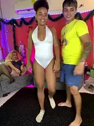 royalgirls_x webcam model stream image