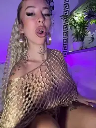 CheekyChels webcam model stream image