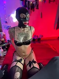 MiluandMIke webcam model stream image