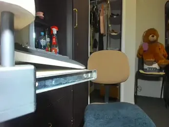 Angelchezcka webcam model stream image