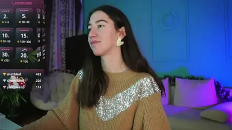 Belle_Via webcam model stream image