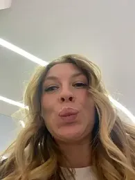 Sweet___Emily webcam model stream image