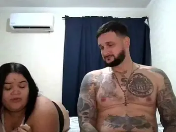 Cubano_CalienteX webcam model stream image