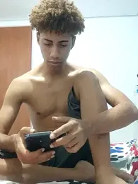 Wild_and_Sweets webcam model stream image