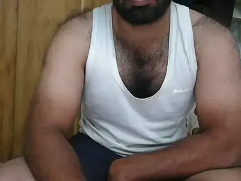 Tamil_Kishore_28 webcam model stream image