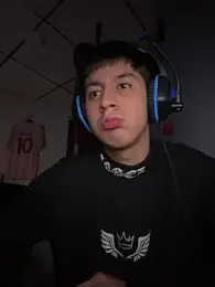 Stiven_017 webcam model stream image