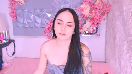 Oriental_Tiara webcam model stream image