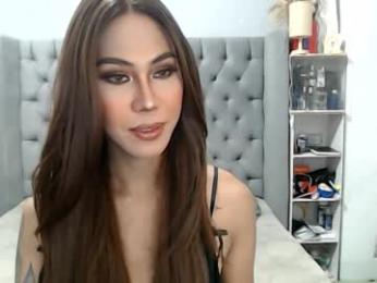 avyana_petite08 webcam model stream image