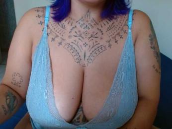 Lilithfire webcam bongacams model stream image