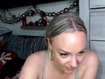 cumguzzlingskank webcam model stream image