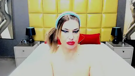 KiraLeila webcam model stream image