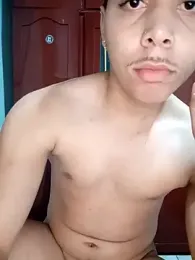 Alvzzk webcam model stream image