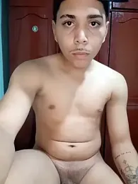 Alvzzk webcam model stream image