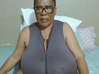 DairyQueen2 webcam model stream image