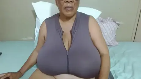 DairyQueen2 webcam model stream image