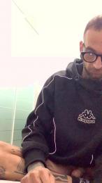 Black__Moth webcam model stream image