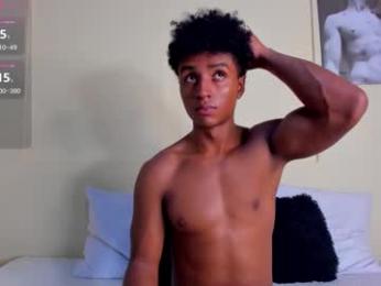 magnusking_ webcam model stream image