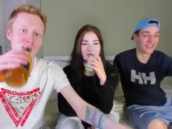 mmkakpoxyi22 webcam model stream image