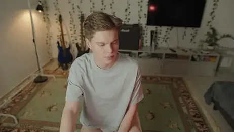 RusBradPitt webcam model stream image